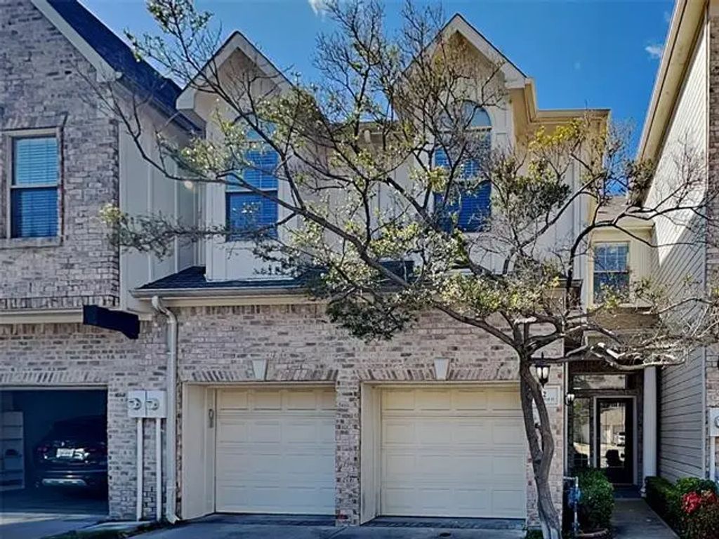2 Stonebriar Court, Dallas