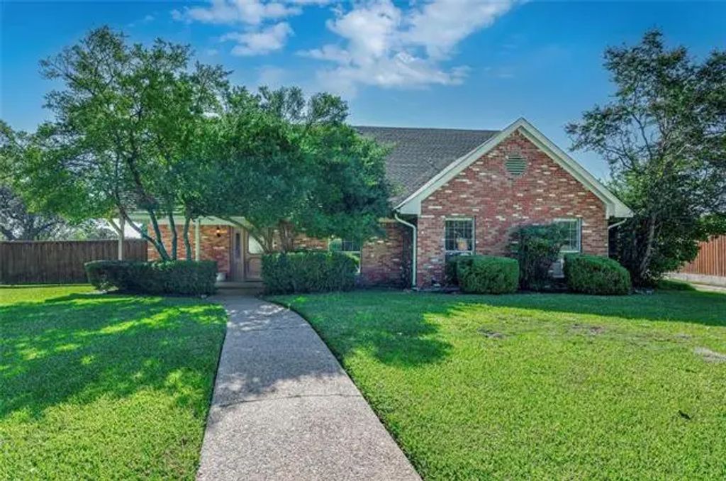 2800 La Quinta Drive, Plano
