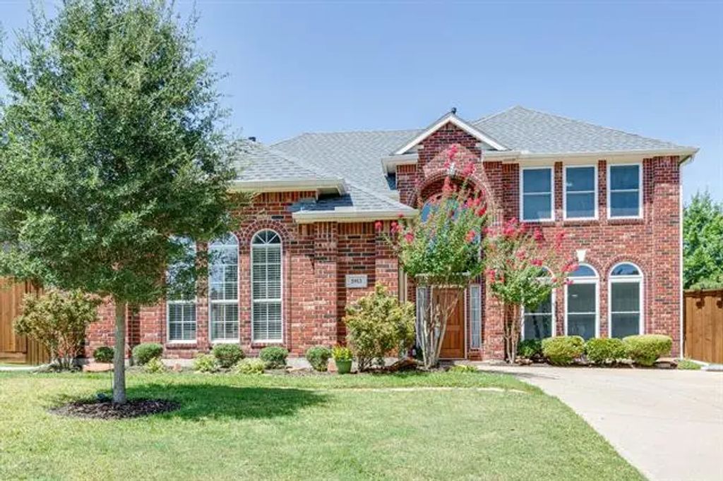 5913 Freestone Court, Rowlett