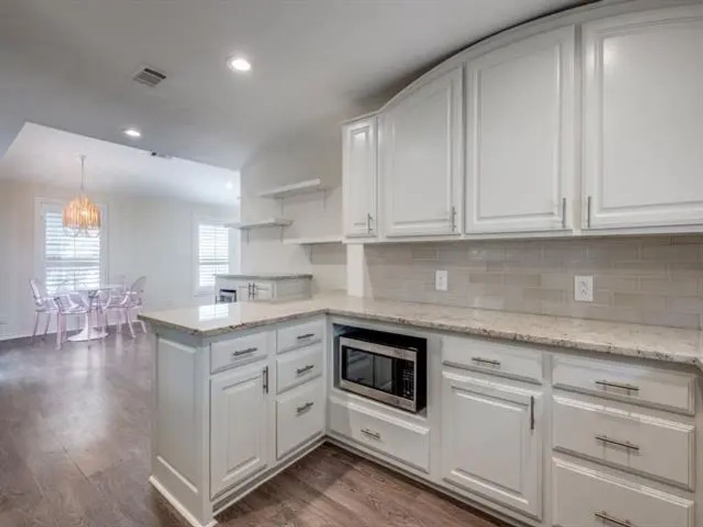 4315 Cabell Drive, Dallas