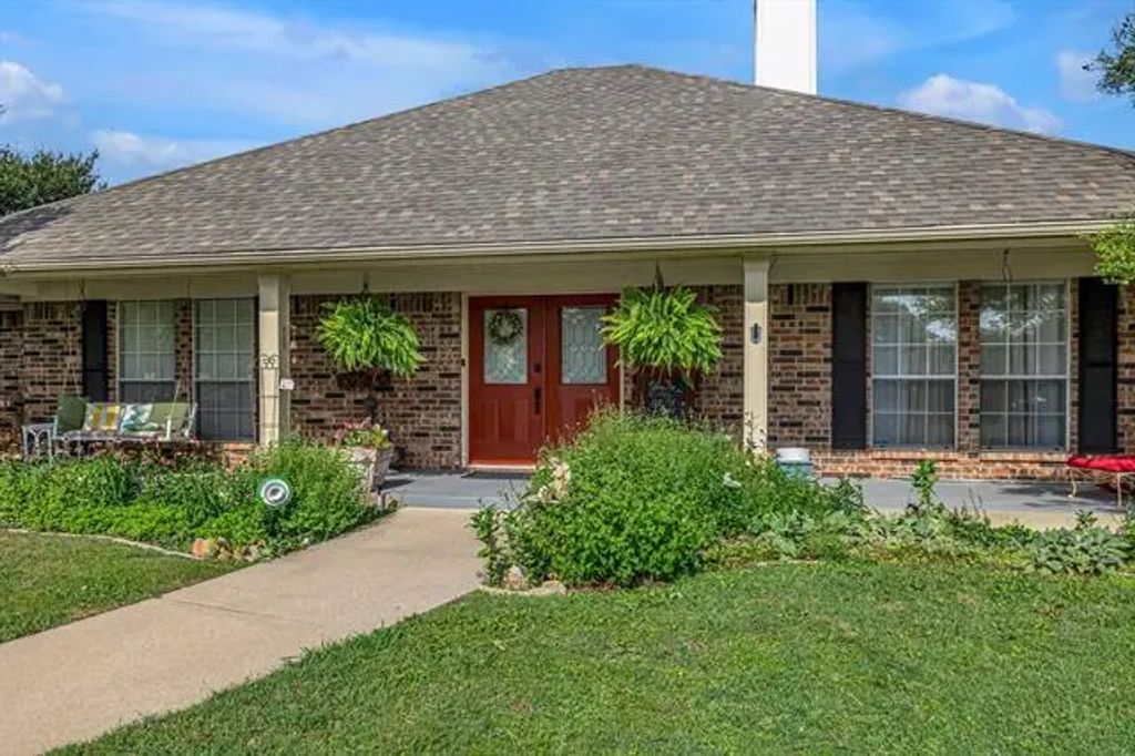 9712 Elm Creek Way, Fort Worth