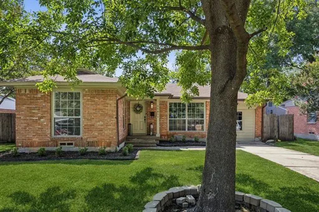 11011 Visalia Drive, Dallas