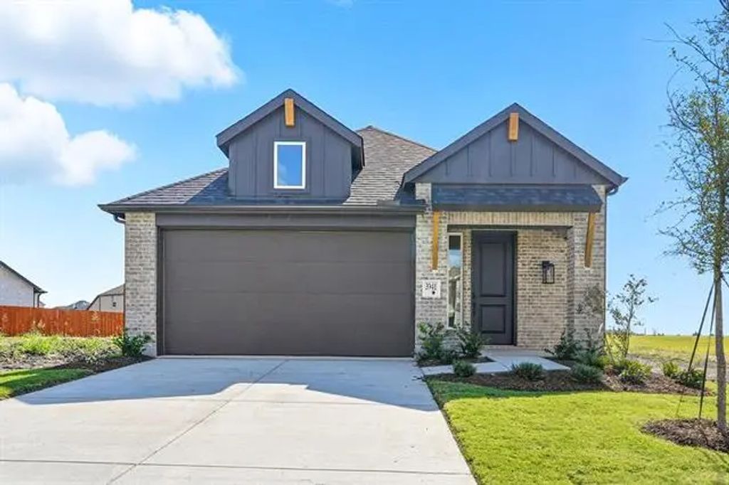 3941 Bison Lane, Heartland