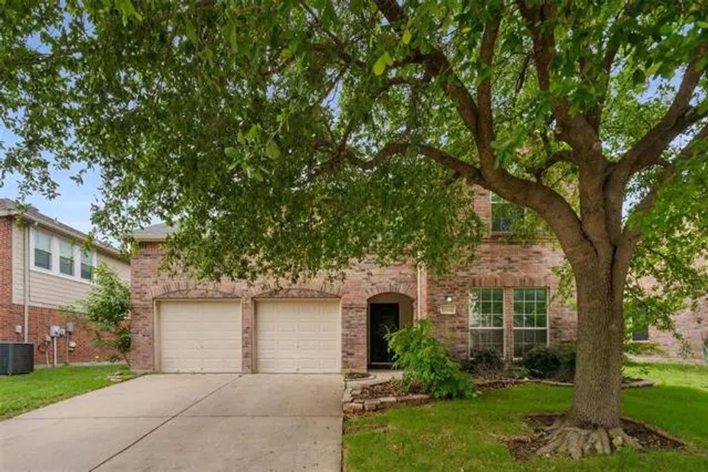 13140 Fencerow Road, Fort Worth