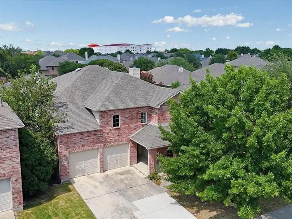 1513 Kittyhawk Drive, Little Elm