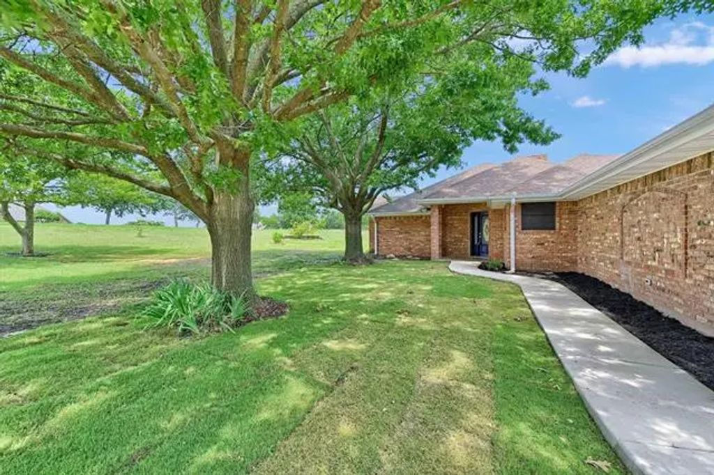 462 Ridgeview Drive, Sherman