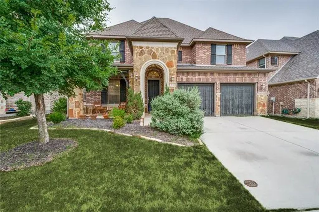 3717 Dover, The Colony