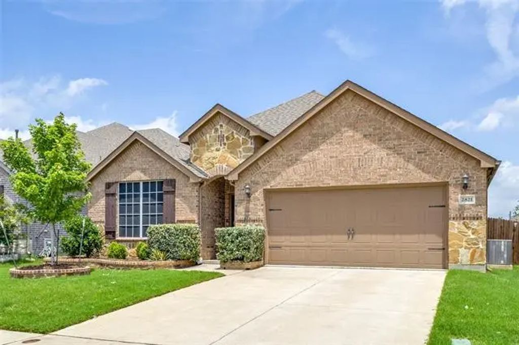2821 Redbud Lane, Melissa