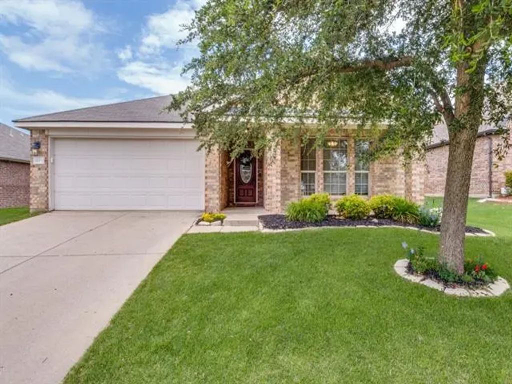 1071 Shepard Lane, Lavon
