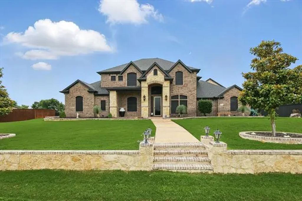 1330 Billingsley Drive, Waxahachie