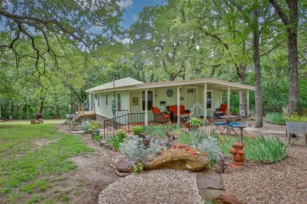 1459 Scott Hill Road, Pottsboro
