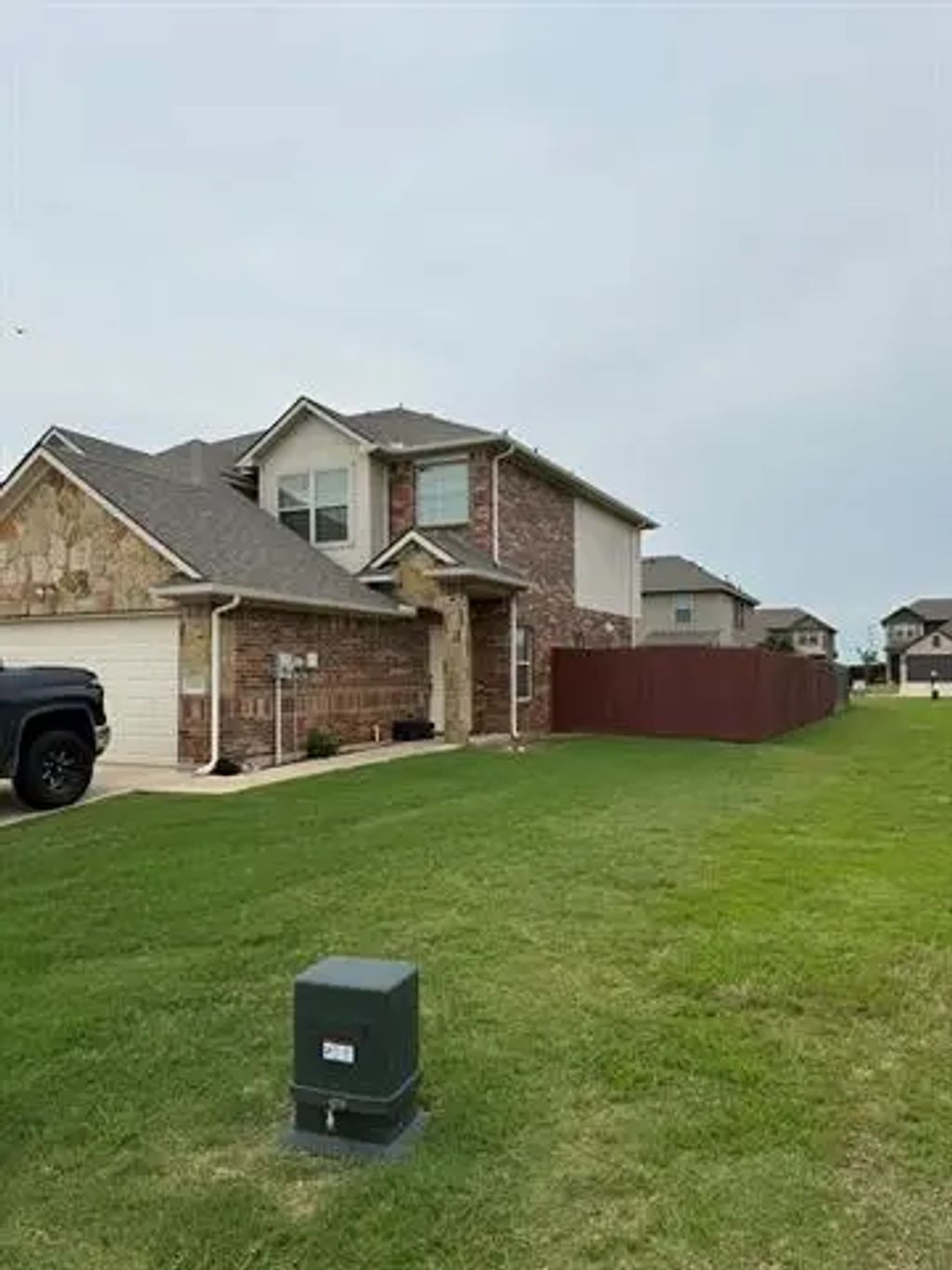 5001-5003 Sanger Circle Drive, Sanger