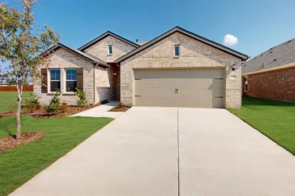 1704 Gulin Street, Royse City