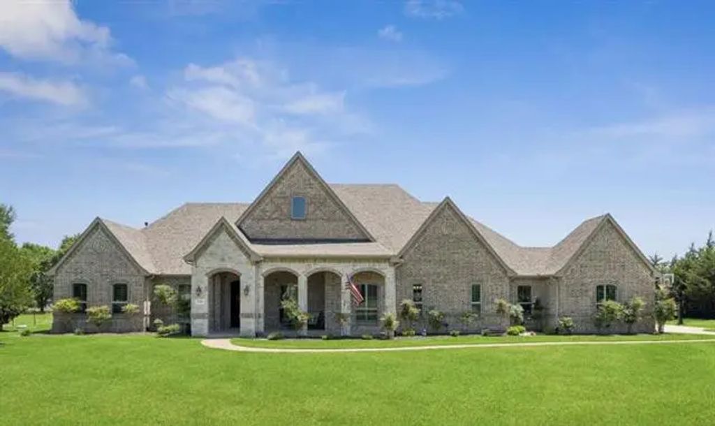 2750 Bauer Court, Lucas
