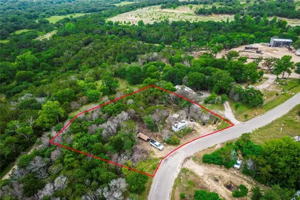 2813 Setting Sun Trail, Granbury