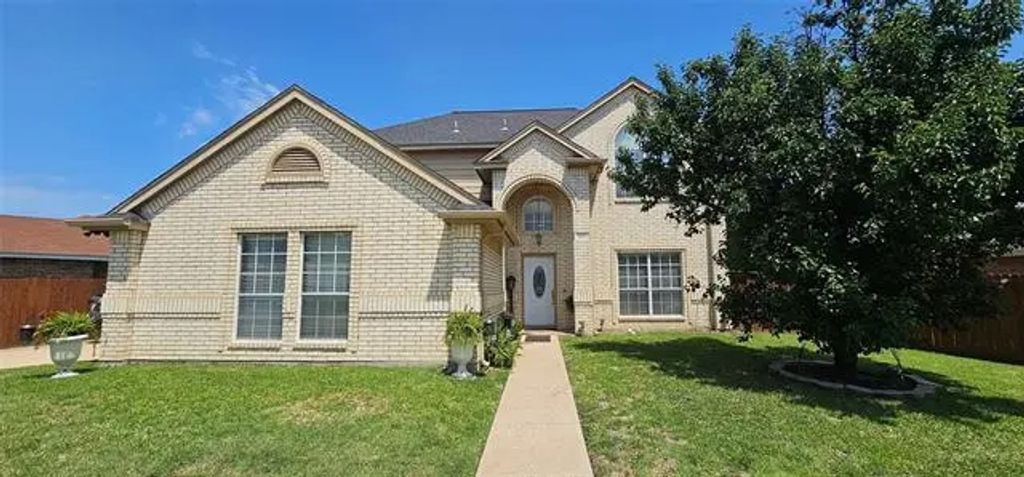 5632 Centeridge Drive, Dallas