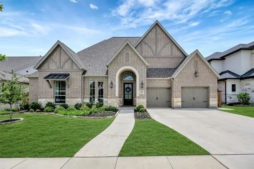 13445 Meadow Cross Drive, Fort Worth