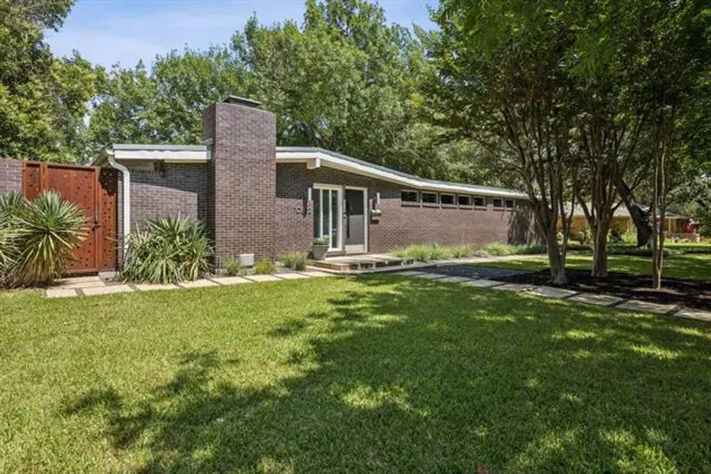 10832 Cinderella Lane, Dallas