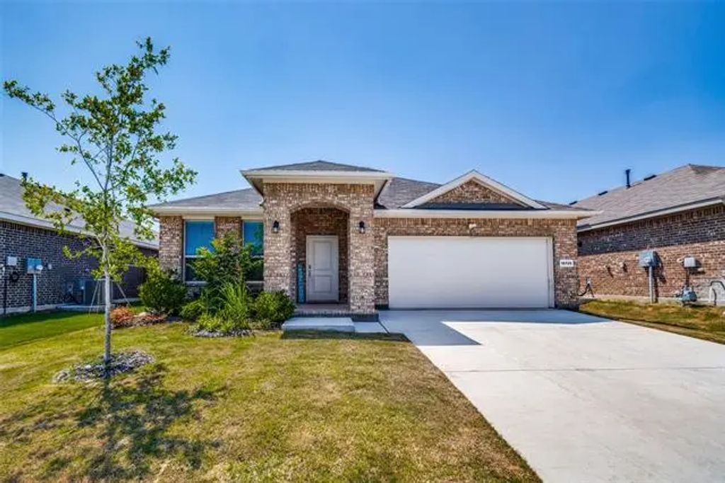 15725 Euston Terrace, Fort Worth