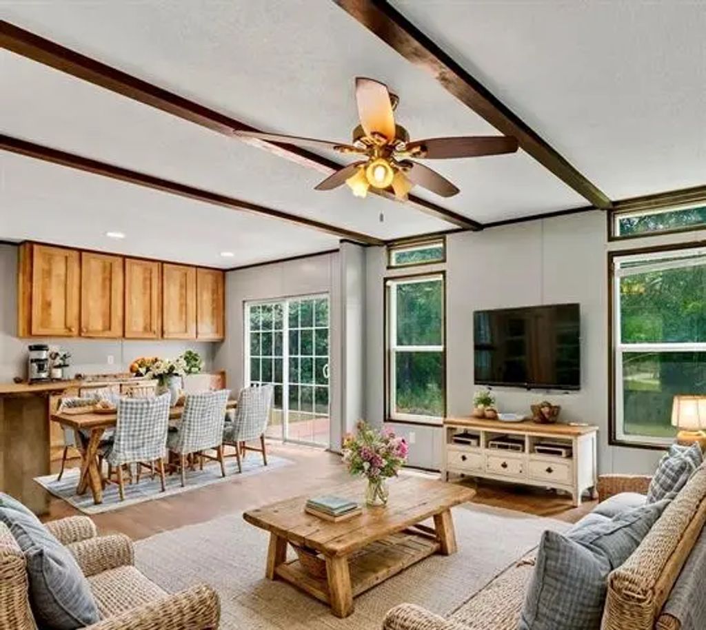 14762 Private Rd 4170, Marquez