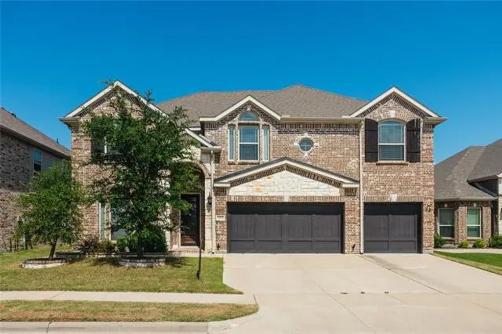 2414 Tawakoni Drive, Wylie