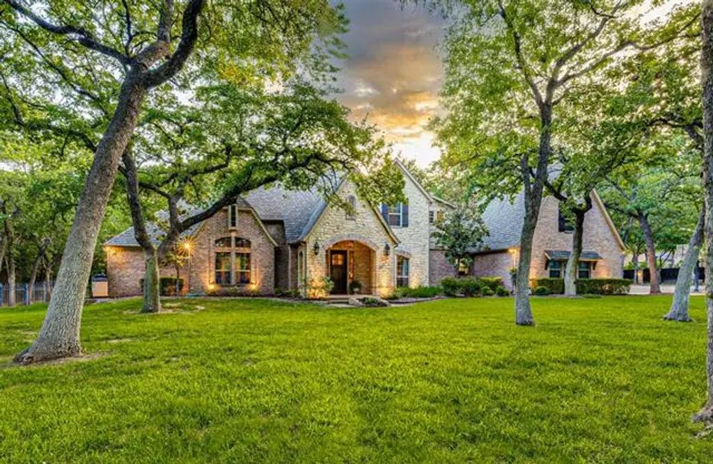 263 E Ridge Road, Decatur