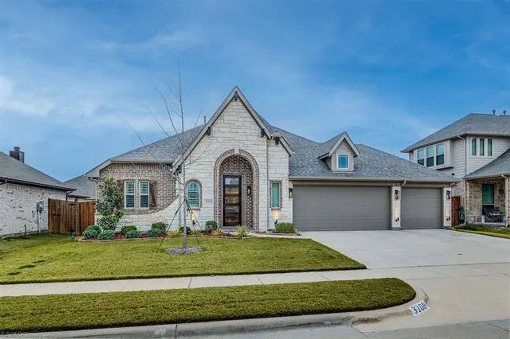 3108 Midnight Moon Drive, Mesquite