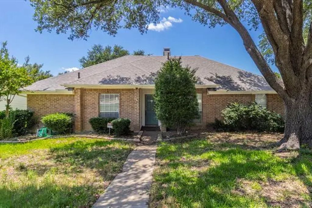 3705 Grasmere Drive, Carrollton