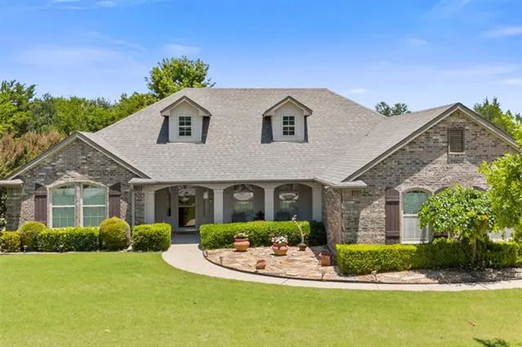 1163 Meadow Hill Drive, Lavon