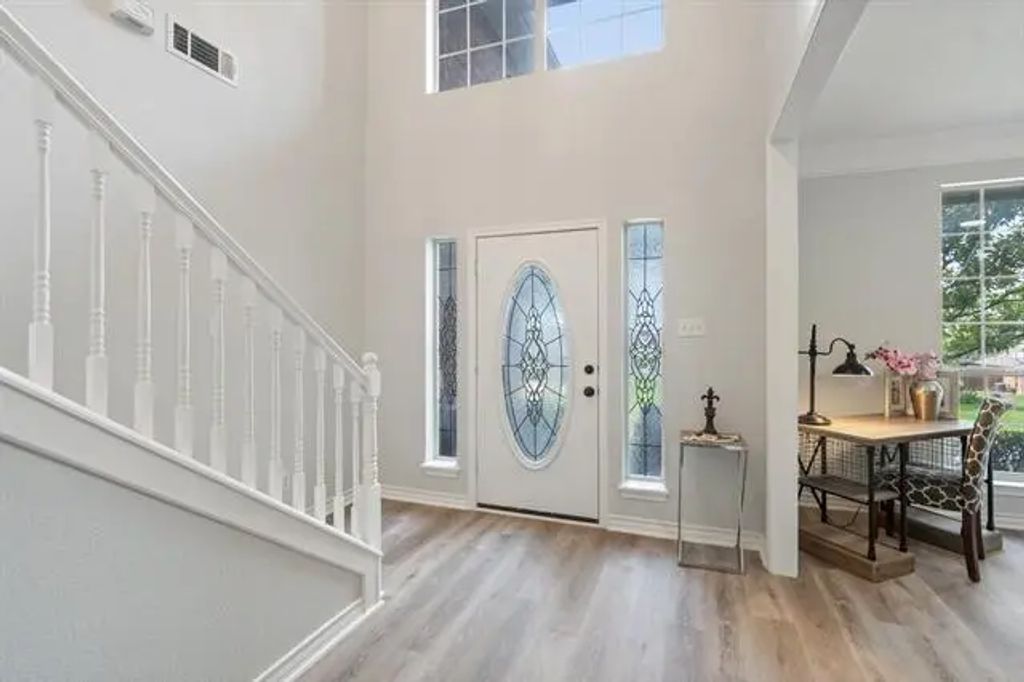 10173 Wandering Way Street, Benbrook