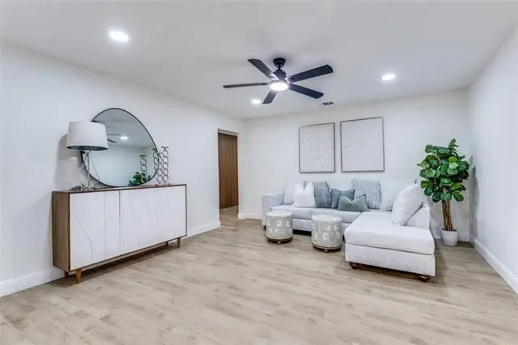 2308 Lynnhaven Road, Fort Worth