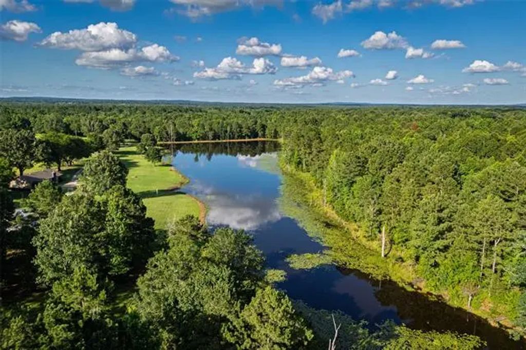 2683 County Road 1316, Rusk