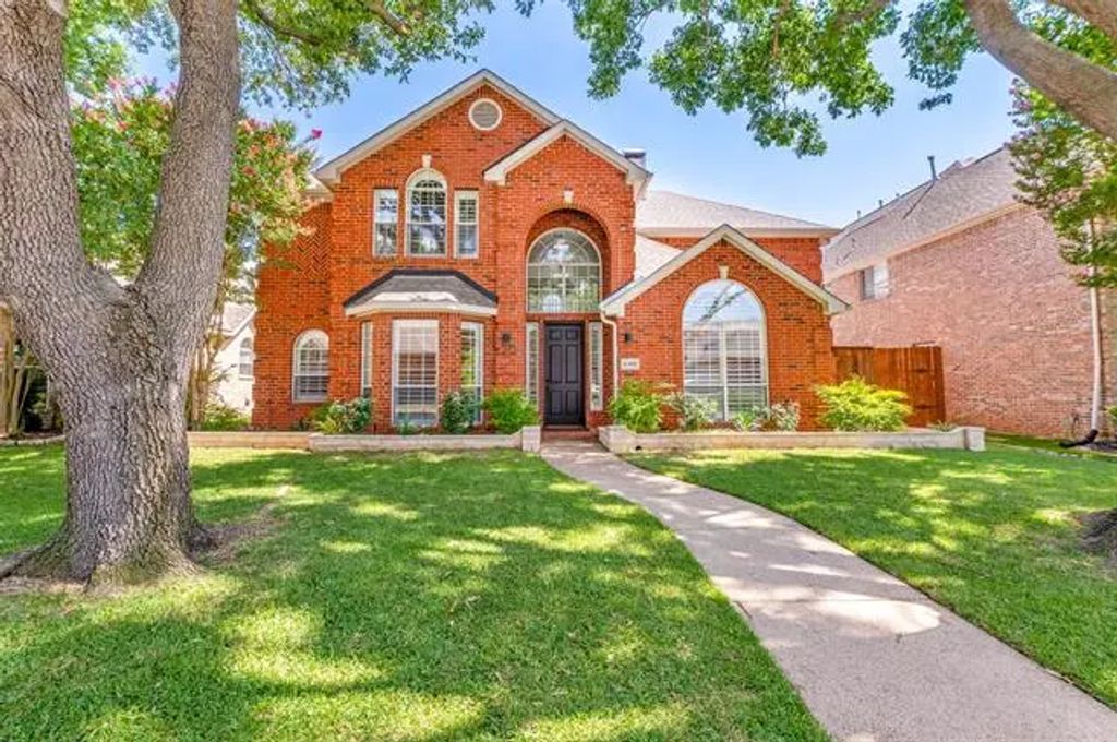 6308 W Trace Drive, Plano