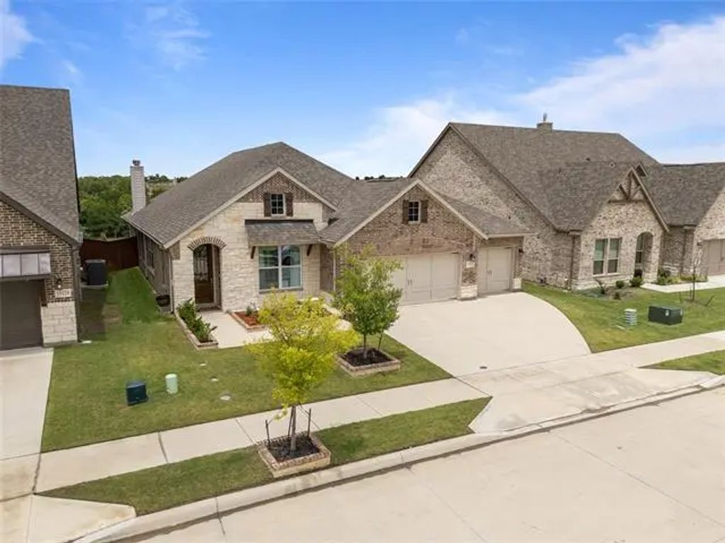 15124 Devonne Drive, Aledo