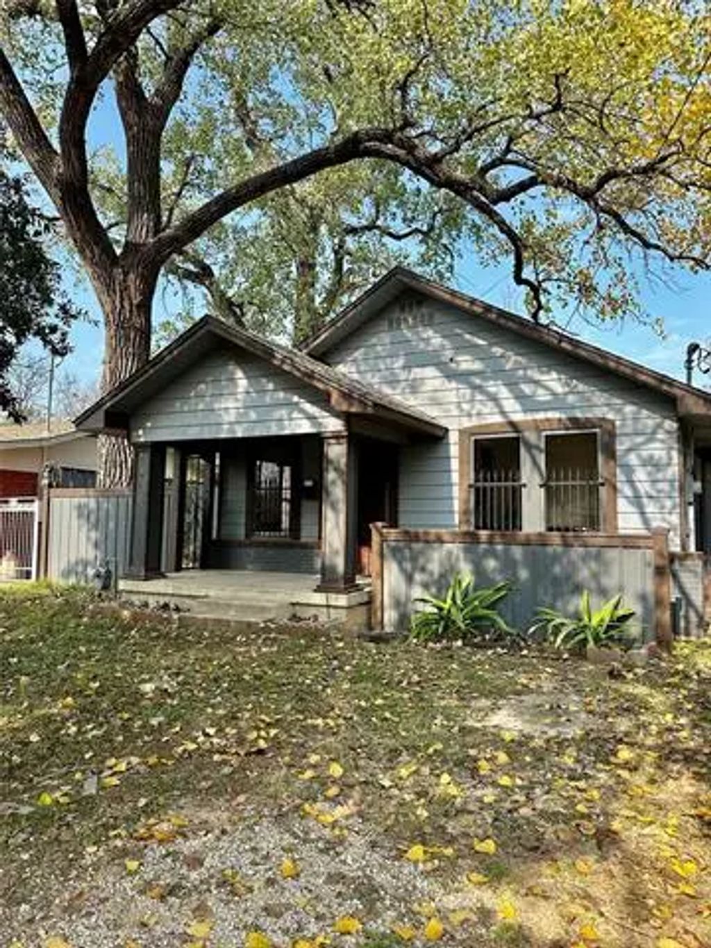 6801 Beaty Street, Fort Worth