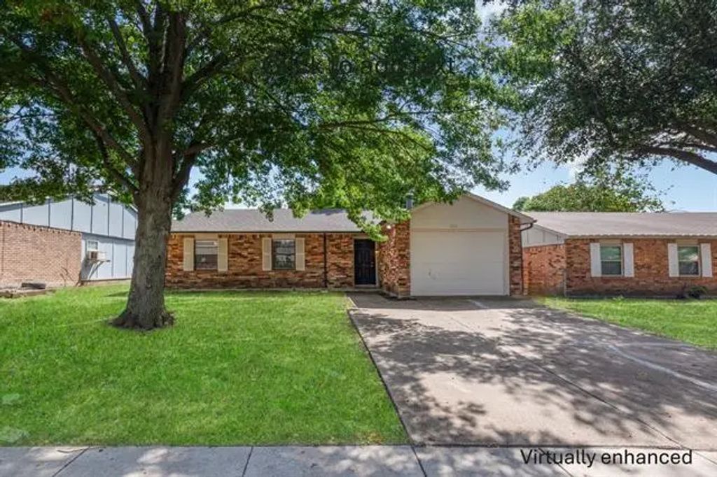 520 Hawthorne Drive, Allen