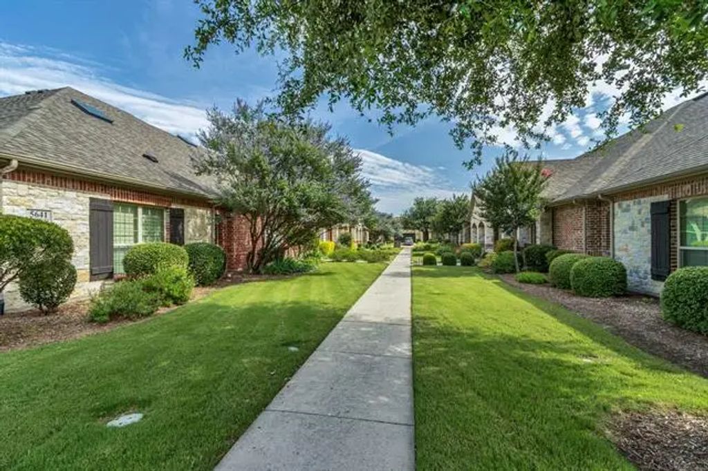 5639 Hummingbird Lane, Fairview