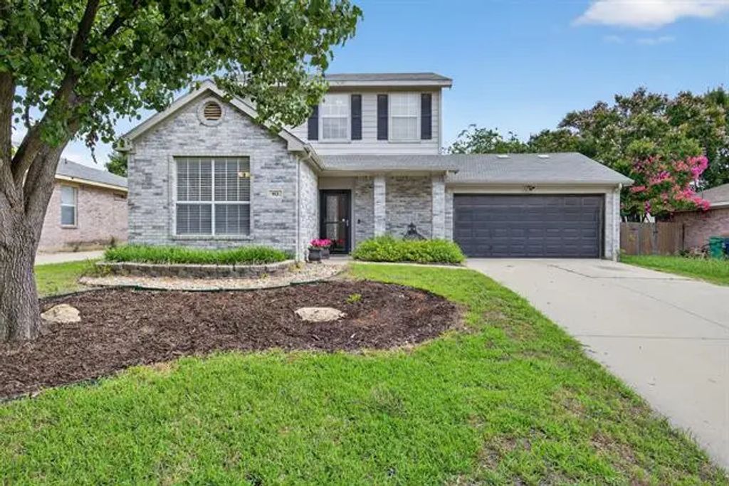 913 Dixon Lane, Denton