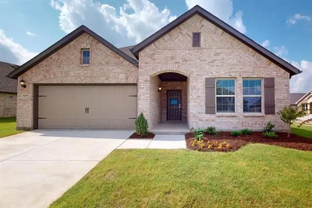 7577 Wild Mint Trail, Grand Prairie