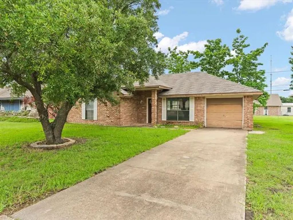 713 Brookhaven Drive, Royse City