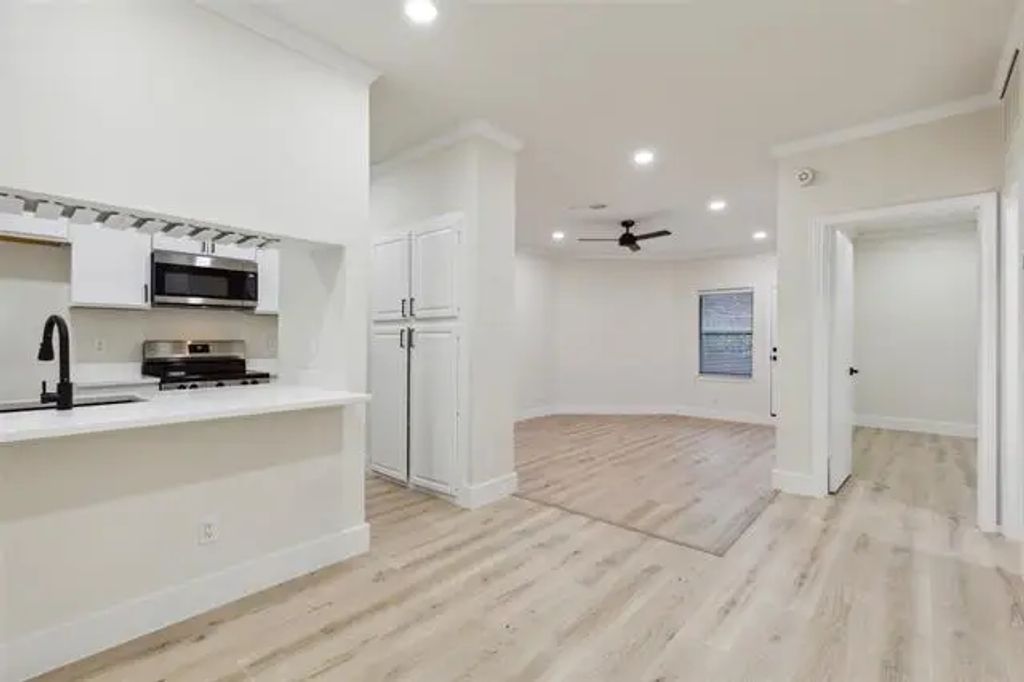 7340 Skillman Street 107, Dallas