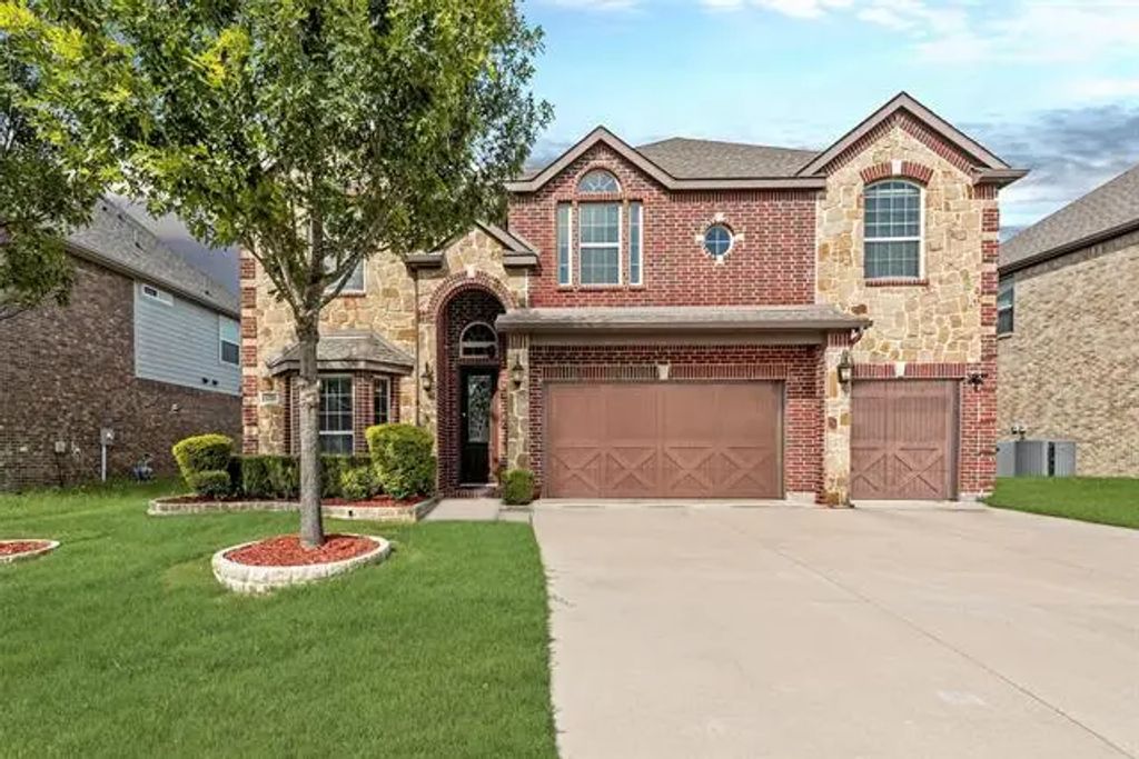 1220 Glendon Drive, Forney