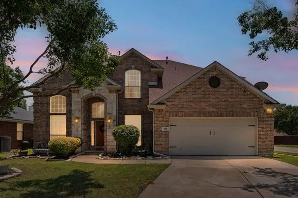 900 Circle View Lane, Denton