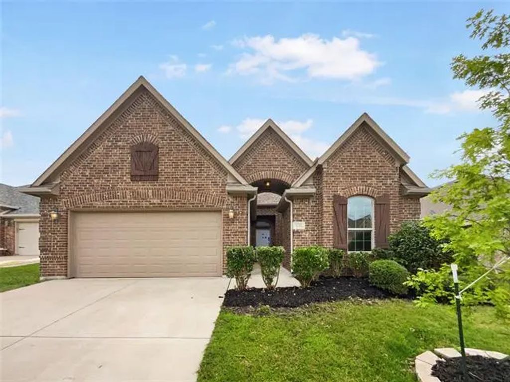 5217 Cross Plains Court, Fort Worth