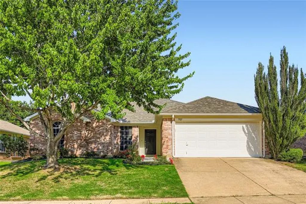 7921 Mourning Dove Drive, Arlington