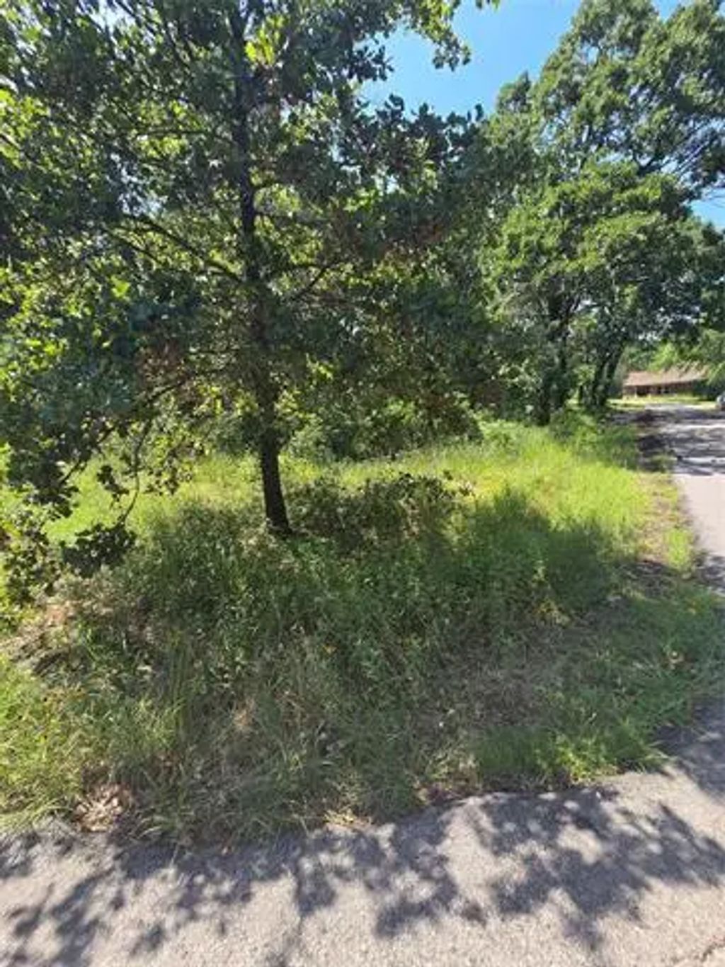 Nina Street, Payne Springs