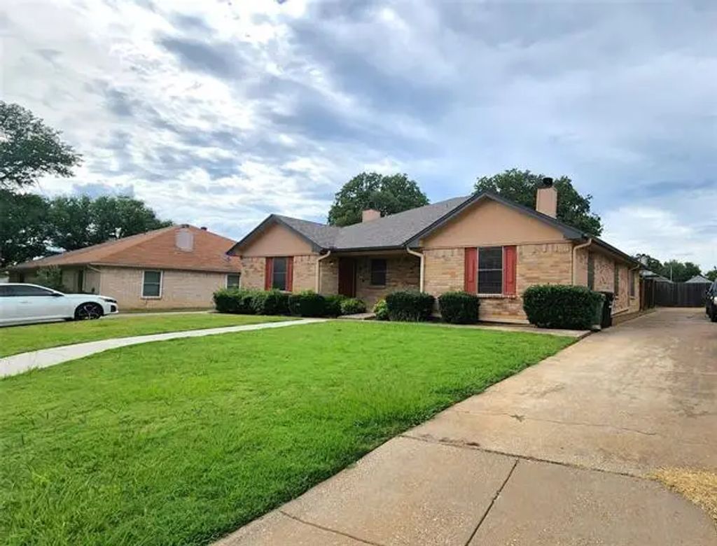 7761 Sable Lane 7763, North Richland Hills