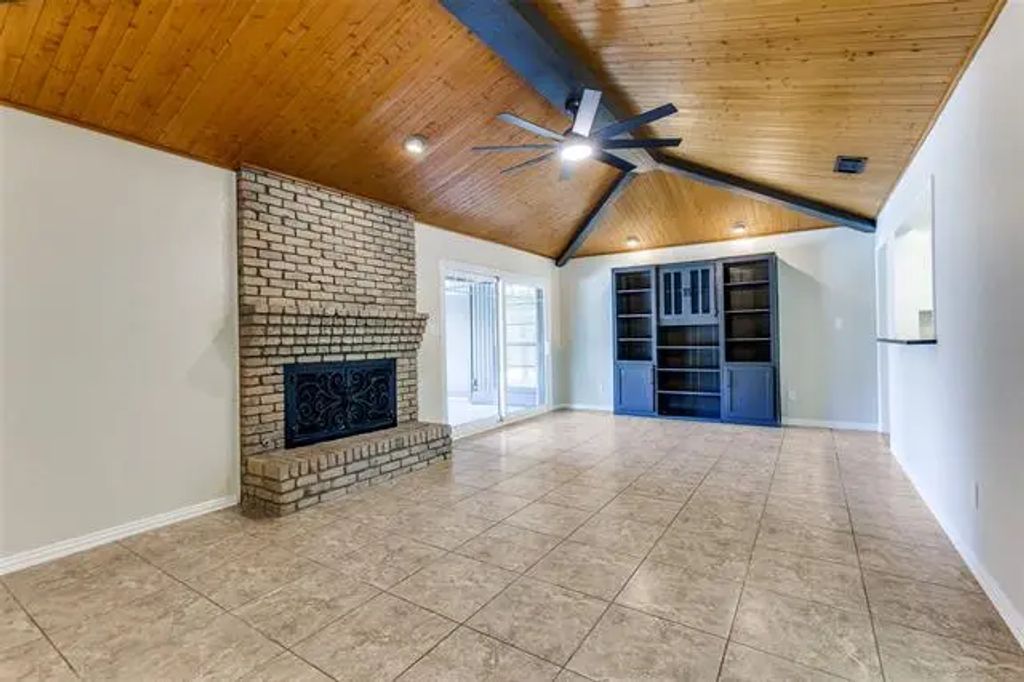 1902 Vassar Drive, Richardson