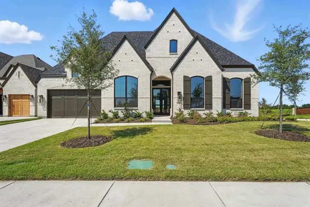 916 Roys Drive, Rockwall