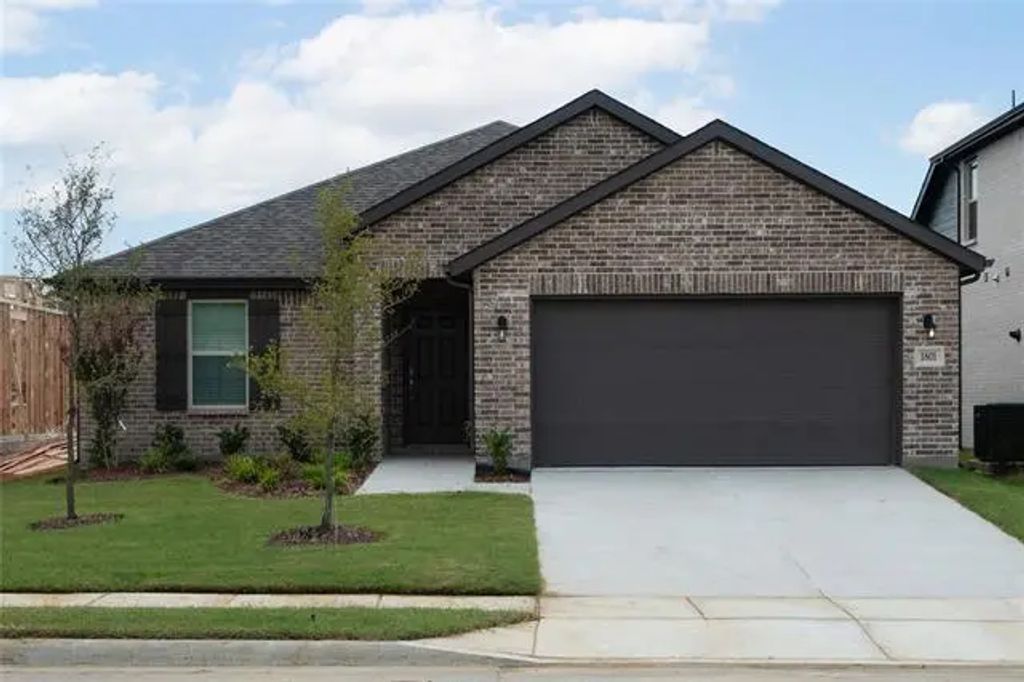 1801 Rushpea Drive, Royse City